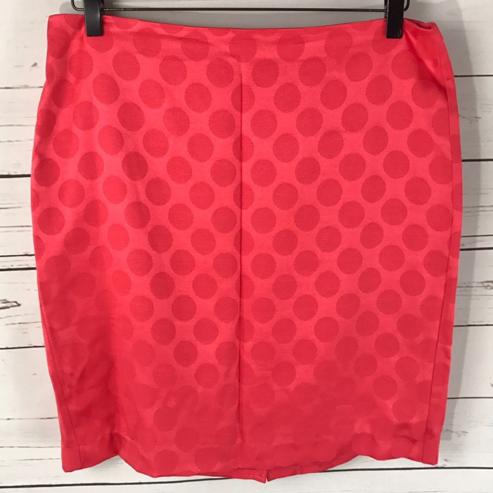Coral size 10 Skirt from Banana Republic